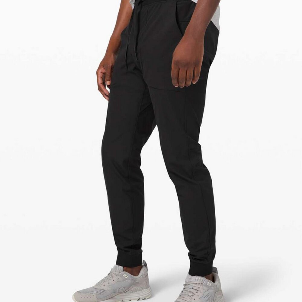 Lululemon ABC Jogger Warpstreme Mens Black Athletic Jogger Pants size Small 29"